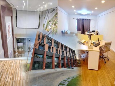 หลังมุม สวยงาม ถูกที่สุดในโลก เพชรเก 4 นอน  บิ้วอินพร้อม 3.5 ชั้น