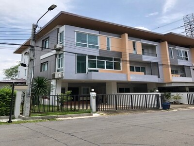 ขายทาวน์โฮม 3ชั้น หลังริม โครงการ โมทาวน์ บริโอ 