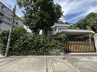 บ้านหลังใหญ่หัวมุม ทำเลดี ตอบโจทย์สำหรับครอบครัว