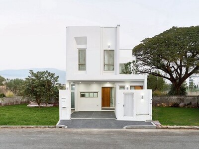 บ้านหรู สไตล์โมเดิร์น พร้อมอยู่ ฟังก์ชันครบ แม่เหียะ    