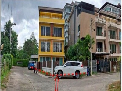 ทาวน์โฮมแฝด 3 ชั้น ครอบครัวใหญ่ หรือปล่อยเช่ารายห้อง ช้างเผือก