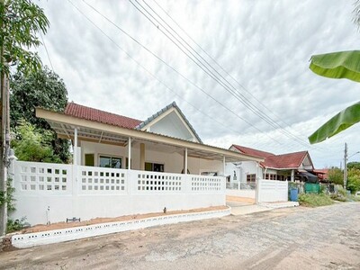 บ้านเดี่ยว 79 ตารางวา 1 ล้านกว่าบาท ใกล้อนุบาลรักภาษา บ้านฉาง
