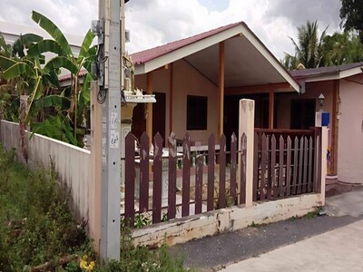 ขายห้องแถว​ 4​ ห้องพร้อมบ้านเดี่ยว  ศรีราชา​  ชลบุรี