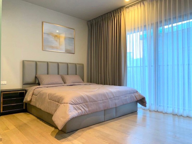 Noble Refine Sukhumvit 26 livable private 21st floor BTS Phrom Phong