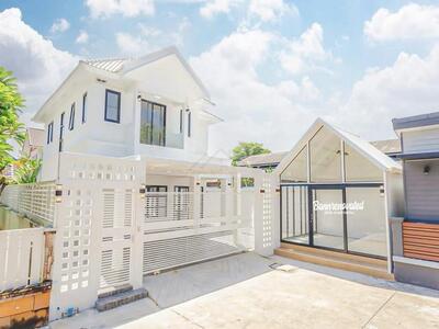 ขายบ้านเดี่ยว 2 ชั้น 54 ตรว. อารียา ชบา นวลจันทร์ 56 ใกล้เลียบด่ว