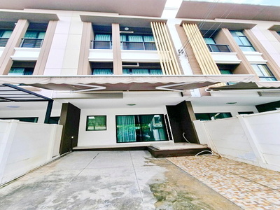 บ้านกลางเมือง ให้เช่าทาวน์โฮม 3 ชั้น MRT ภาษีเจริญ 1.3 กม.
