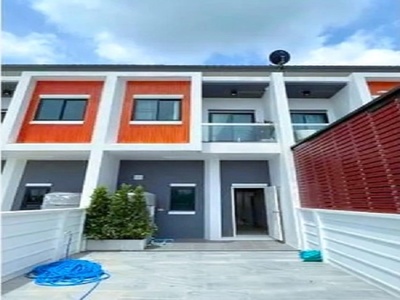 รร.นางรอง 1.5 กม. ให้เช่าอาคารพาณิชย์ 2 ชั้น 29 ตร.วา. บ้านใหม่