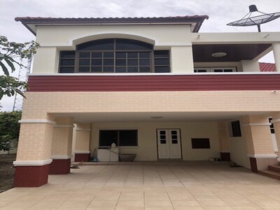 ขายหมู่บ้านปรีชา  176 ตารางวา   จังหวัดสมุทรปราการ
