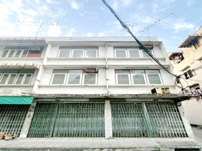 ตลาดโบ๊เบ๊ 400 ม.ให้เช่าอาคารพาณิชย์ 2 คูหา 3 ชั้นหลังมุม มีดาดฟ้