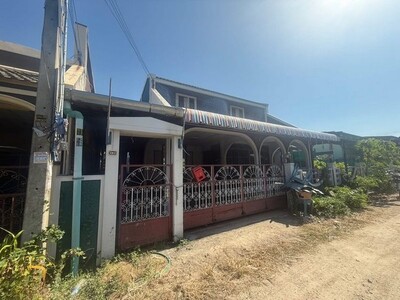 ขายบ้านเดี่ยวมือสอง เหมาะรีโนเวท ถ.บางแสน-อ่างศิลา ชลบุรี 