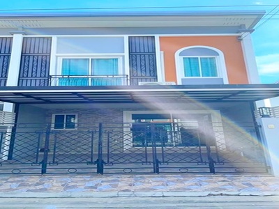 ทาวน์เฮาส์ 2ชั้น เดอะ พาซิโอ มอลล์ 2 กม..ARL บ้านทับช้าง 2-3นอน 