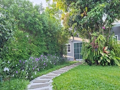 ฉะเชิงเท BigC แปลงยาว นิคมเกตเวย์ วัดกุฎชี บ้าน หลังใหญ่ 100ตร.ว.