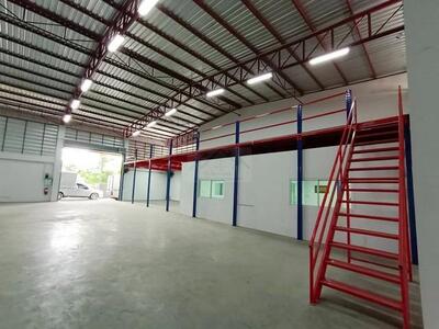 ให้เช่าโกดังพร้อมออฟฟิศ ทับยาว ลาดกระบัง ติดมอเตอร์เวย์มุ่งหน้าชล
