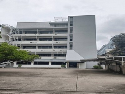 ให้เช่าพื้นที่สำนักงาน ชั้น5 ซ.สันติภาพ 264 ตร.ม ใกล้สถานทูตรัสเซ