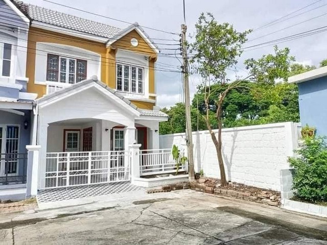 ขายบ้าน ม.บุศรินทร์ ซอยบ้านกล้วย-ไทรน้อย ติดถนนกาญจนาภิเษก ใกล้สถานีรถไฟฟ้าสายสีม่วง เดินทางสะดวก