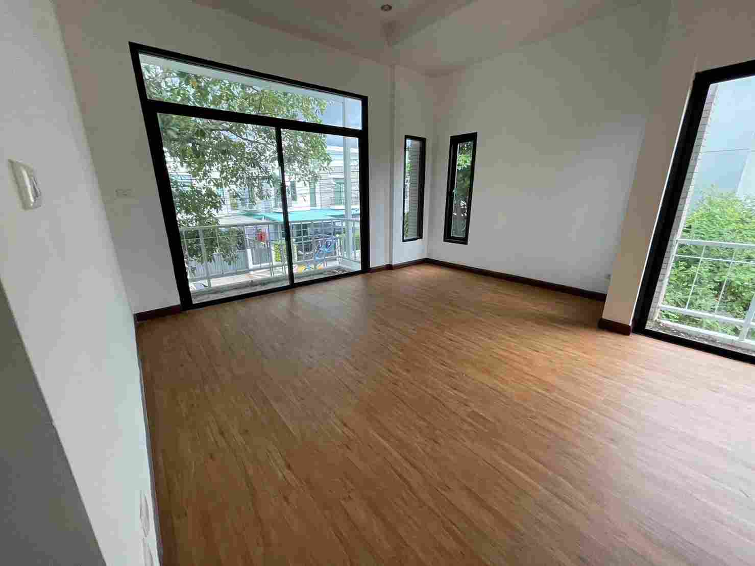 ขายบ้านเดี่ยว หมู่บ้านเปี่ยมสุข ถนนบ้านกล้วยไทรน้อย(เจ้าของขายเอง)