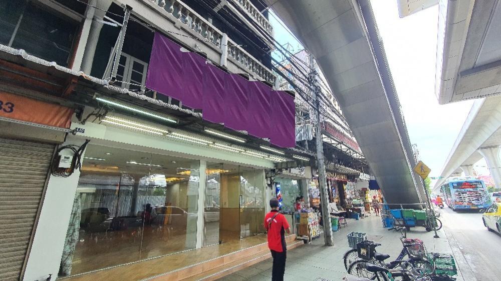ให้เช่าพื้นที่ภายในอาคารชั้น 1  ถ. พหลโยธิน  ติดสถานีรถไฟฟ้าสะพานใหม่ พื้นที่ใช้สอย 108 ตารางเมตร 2 ห้องน้ำ อนุสาวรีย์ บางเขน 