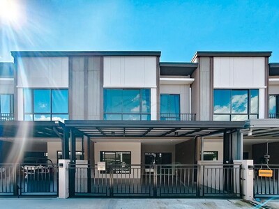 ขายทาวน์โฮม 2 ชั้น วี คอมพาวด์ บางนา-ศรีนครินทร์ ต่อเติม พร้อมอยู