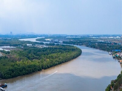 ขายที่ดินติดแม่น้ำ  3  ถึง  4 ไร่ ต.บ้านโพธิ์ อ.บ้านโพธิ์ จ.ฉะเชิ