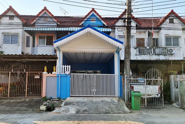 ขายทาวน์เฮ้าส์  หมู่บ้านบ้านบางบัวทอง นนทบุรี  (PTT00173)