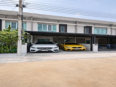  เช่าทาวน์โฮม 2 ชั้น 4นอน รามคำแหง 156 บิ๊กซี เคหะร่มเกล้า 1.2 กม