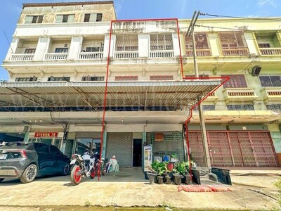 ขายด่วน อาคารพาณิชย์ 3.5 ชั้น 2 คูหา ซอยพหลโยธิน 78 