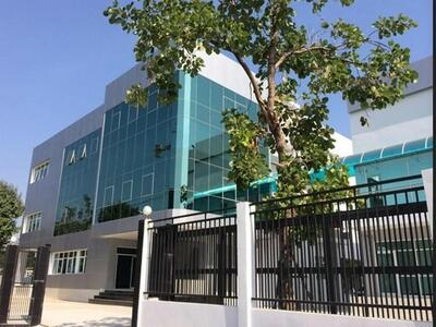 ให้เช่าอาคาร 3 ชั้น ถนนเสรีไทย ซอยบุญวิเศษ​ ใกล้เดอะมอลล์​บางกะปิ