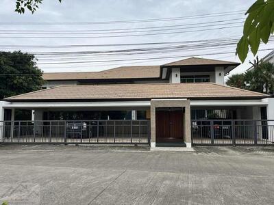  ขายบ้านเดี่ยว 2 ชั้น หมู่บ้านไพรเวท เนอวาน่า ลาดพร้าว โยธินพัฒนา