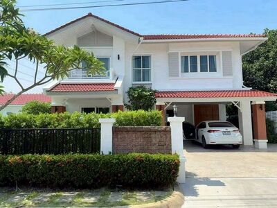 ให้เช่าพูลวิลล่าหรู 60,000 บาท #วรารมย์เจริญเมือง (#QHouse) สันกำ
