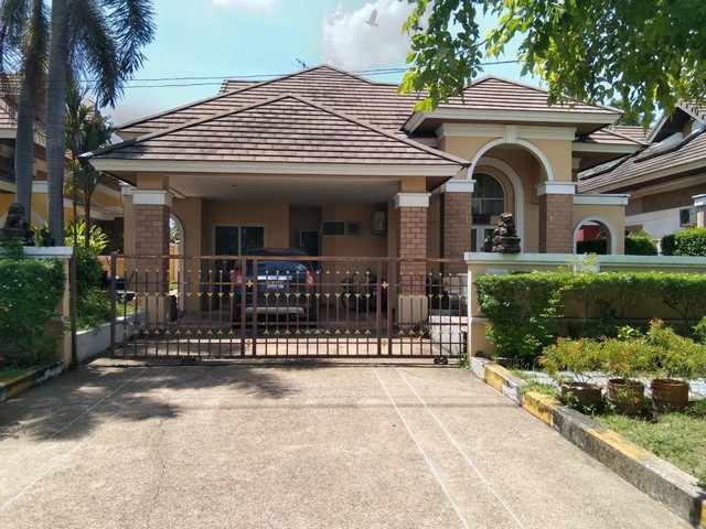 บ้านเดียว ลำลูกกาคลอง3  102.2 ตรว. 3 นอน 3น้ำ ราคา 4.98 ล้าน กู้เต็ม พื้นที่ขนาดนี้ราคานี้หาได้ยาก