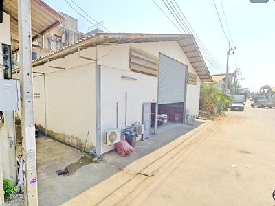 รพ.บางปะกอก 8 แม็คโคร บางบอน 3.5 กม.ให้เช่าโกดัง ออฟฟิศ 280 ตร.ม.