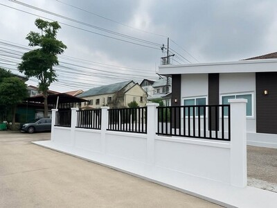 ให้เช่าบ้านหมู่บ้านพาร์ควิว วิลล่า 