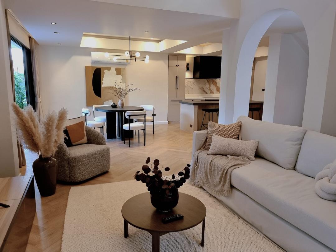 C4061 ให้เช่าและขายบ้านเดี่ยว 3 ชั้น ย่านสุขุมวิท71 ปรีดีพนมยงค์ 14 หลังมุม Fully Furnished ใกล้รถไฟฟ้าBTSเอกมัย ใกล้ทางด่วน