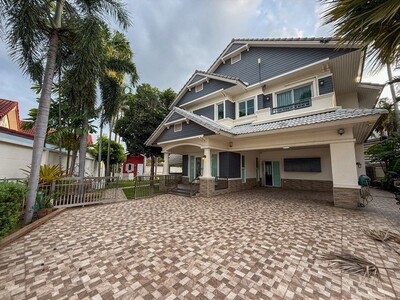 ขายบ้านเดี่ยว พูลวิลล่า หมู่บ้านไทยปุรี ศรีราชา บ้านสวยพร้อมสวน