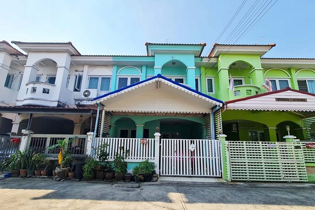 ขายทาวน์เฮ้าส์  หมู่บ้านศิริวรรณ-ชวนชม นนทบุรี (PTT00296)