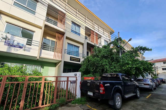 ขายทาวน์เฮ้าส์  หมู่บ้านเทมโป ทาวน์ รัตนธิเบศร์-ไทรม้า นนทบุรี (PTT00151)