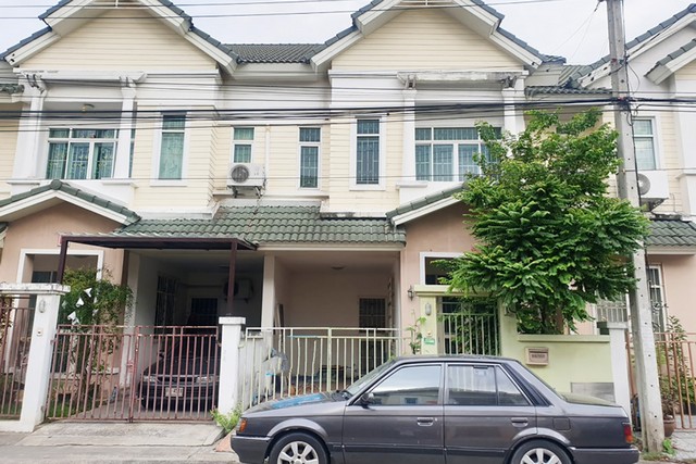 ขายทาวน์เฮ้าส์    หมู่บ้านสิรภัทร 2 นนทบุรี (PTT00108)