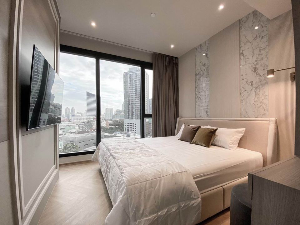CRB1669 For Rent Ashton asoke-RAMA9 At rama9 intersection accross central rama9