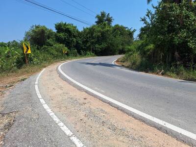 ขายที่ดินเปล่า 3 ไร่ ติดถนน อ.ชะอำ จ.เพชรบุรี 