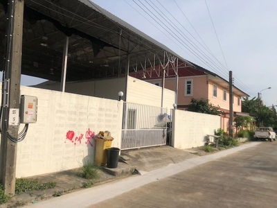 BST1030 ขายด่วน โกดัง 1 ชั้น ทำเลตลิ่งชัน หมู่บ้านมหาดไท 1 ซอย 5