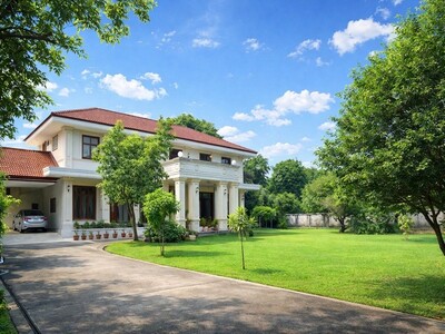 ขายบ้าน 587 ตรว. ถนนเมน หมู่บ้านนวธานี ถนนเสรีไทย 59 เกษตร-นวมินท