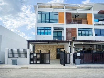 เดอะมอลล์ สาทร ตลาดกัลปพฤกษ์ ให้เช่าทาวน์โฮม 3 ชั้น 3 นอน 3 น้ำ 