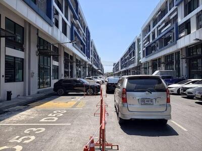 ให้เช่าโฮมออฟฟิศ 5 ชั้น Nirvana @ Work Kaset Nawamin ถนนประเสริฐม