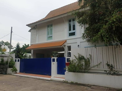 ขายบ้านเดี่ยว หมู่บ้าน อารีนาการ์เด้น ซอยสามัคคี ใกล้ ISB