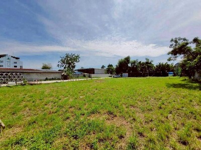 ขายที่ดิน 2แปลงติดกัน  สุขุมวิท101 ซอยปุณณวิถี39