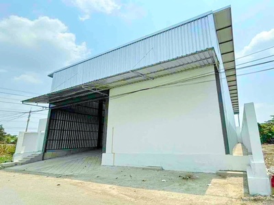 เลียบคลองประปา โกดัง ใกล้โรบินสัน ศรีสมาน 2.5 กม. 300 ตร.ม. ร่วมส