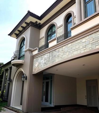 ขายบ้านเดี่ยว2ชั้นโครงการเดอะแกรนด์พระราม2 เฟอร์นิเจอร์ครบ มีสระว่ายน้ำขนาดใหญ่