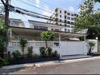  ให้เช่าบ้านเดี่ยว 2 ชั้น ประชาราษฎร์บำเพ็ญ 24 ห้วยขวาง