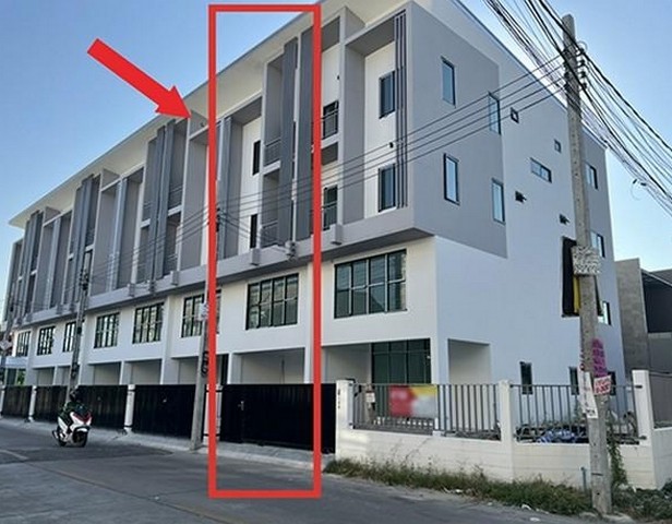  ให้เช่าทาวน์โฮม 3.5 ชั้น ย่านนวมินทร์ อาคารใหม่ เหมาะอาศัย ทำออฟฟิศ 