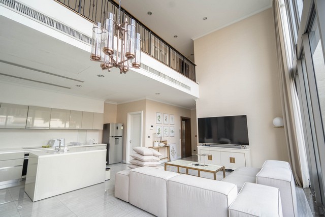 POR1398 ขายทาวน์โฮมหรู 749 เรสซิเดนซ์ 749 Residence สุขุมวิท 49/1 ใกล้ BTS พร้อมพงษ์ BTS ทองหล่อ